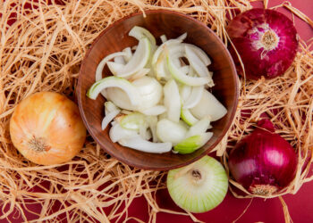 Greitai marinuoti svogūnai