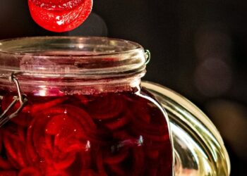 Saldžiarūgščiai marinuoti burokėliai – natūralus ir sveikas receptas