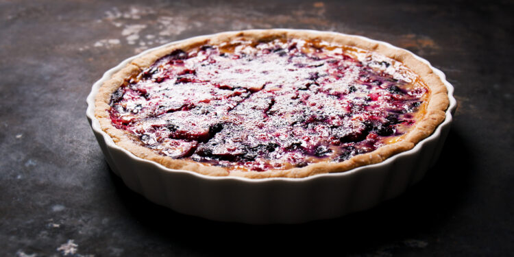 Vyšnių pyragas: paprastas ir skanus receptas