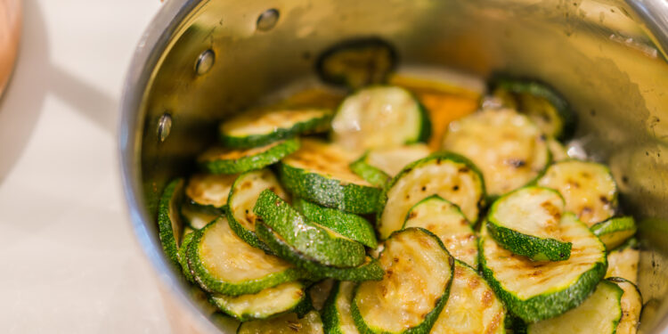 Cukinija žiemai: patikrinti konservavimo būdai