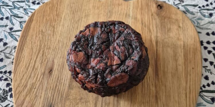 Kaip pasigaminti obuolių sūrį namuose