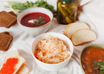 Kopūstų rauginimas – senoviškas skonis, kaip pas močiutę