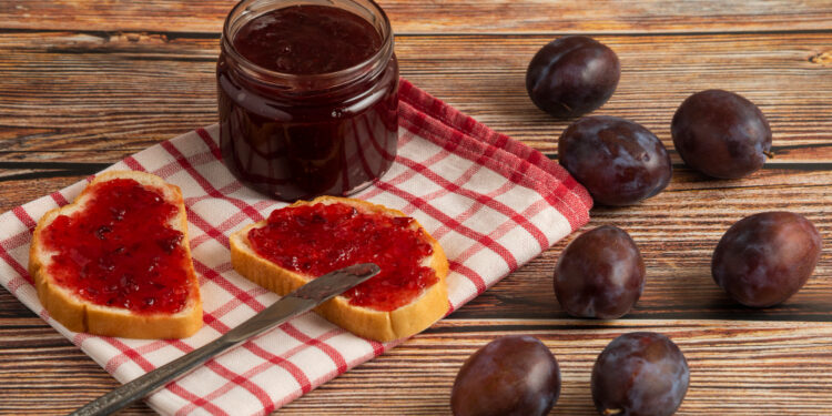 Tiršta slyvų uogienė – skonio ir aromato koncentratas