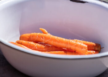 Virtų morkų mišrainė žiemai – švelnus ir saldus skonis stiklainyje