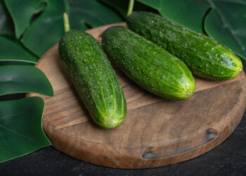 Nevirta agurkų mišrainė žiemai – traški ir aromatinga idėja žiemai