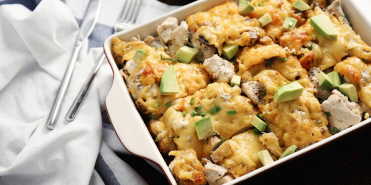 Žiedinių kopūstų apkepas su vištiena – soti vakarienė visai šeimai