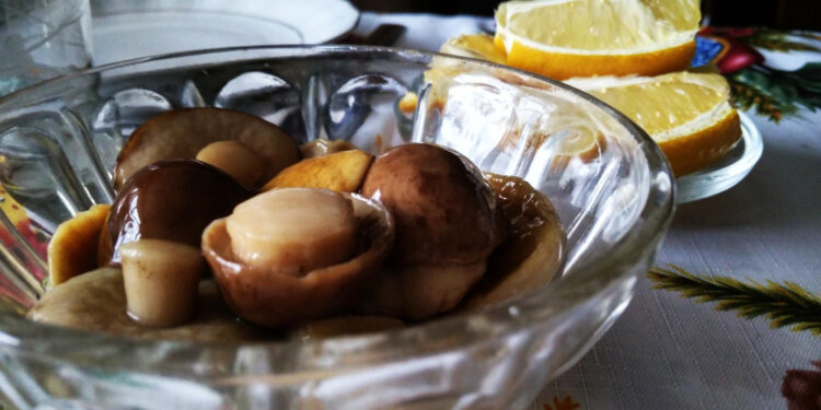 Marinuoti baravykai žiemai – aromatingas ir sodrus receptas šaltajam sezonui