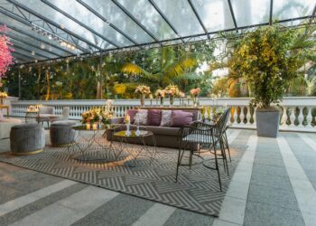 Kokia stogo danga geriausia įsirengiant terasą sode?