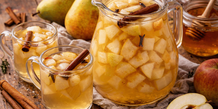 Kriaušių kompotas: receptai su obuoliais, cinamonu ir medumi